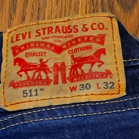 Levi's 511 Slim Fit Jeans W30/L32 – Dark Wash Denim - Picture 8 of 10